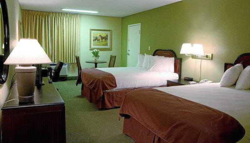 Best Western Shelbyville Lodge Dış mekan fotoğraf
